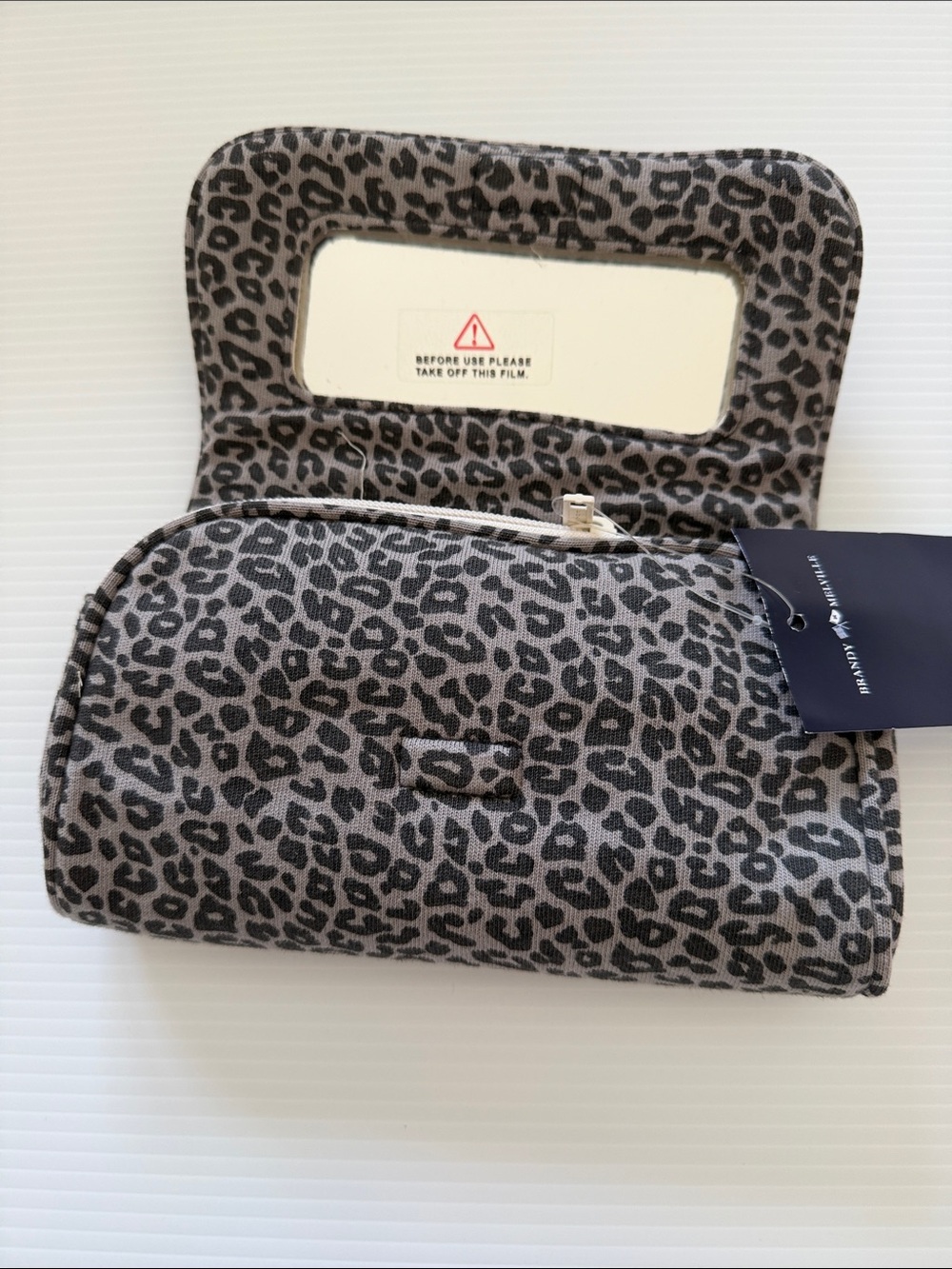 Brandy melville gray leopard makeup bag - Picture 2 of 2